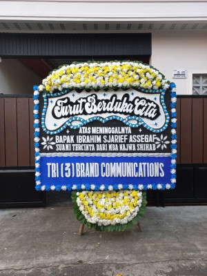Papan Bunga Duka di Limbukan